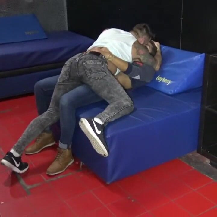 Maritn maza seksi latin yaşlı tarafından korunmasız sikiliyor