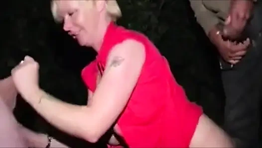 Istri hot ngentot sama orang asing di manapun