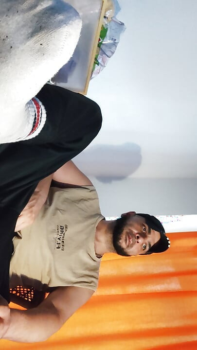 Dirtyjunkbro, Wixt गंदे मोजे के साथ और प्रीकम का एक बहुत दान करता है