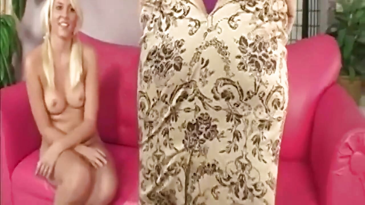 金发熟女张开, 深度手淫和鸡巴