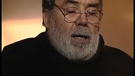 Schamlose nonne anal in ihrer abtei gefickt