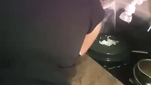 Kitchen Working in Maami