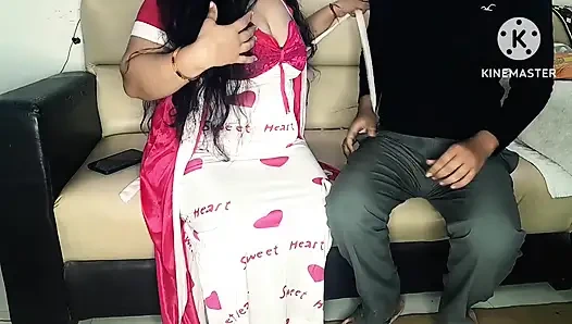 Pizza Man Fuck Hot Bhabhi in Hindi Audio