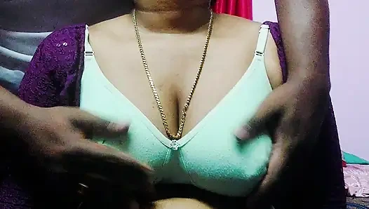 Hintli güney desi çift sert seks