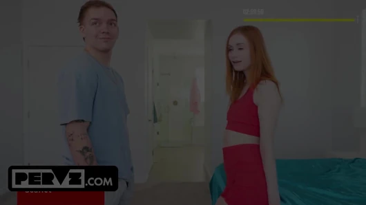 Scarlet skies, Joshua'yı buharlı bir tapout fantezi oyununda boşaltması için meydan okuyor