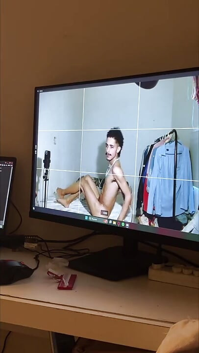 Sex Siren with Cumshot