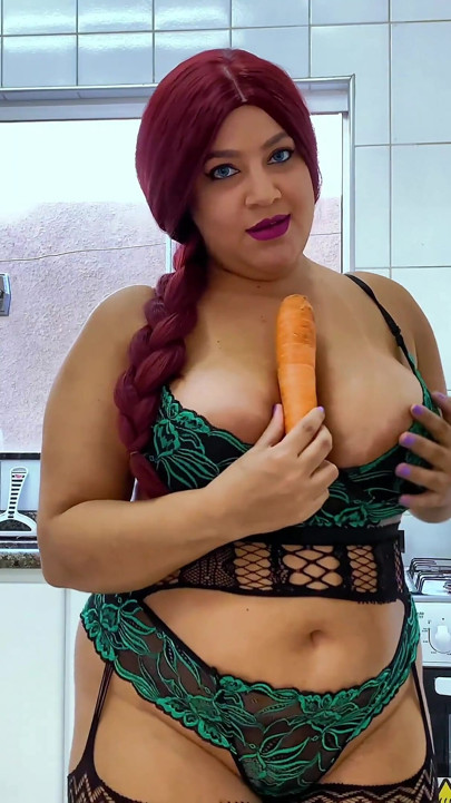 Princess Liana kitchen fucked and piss