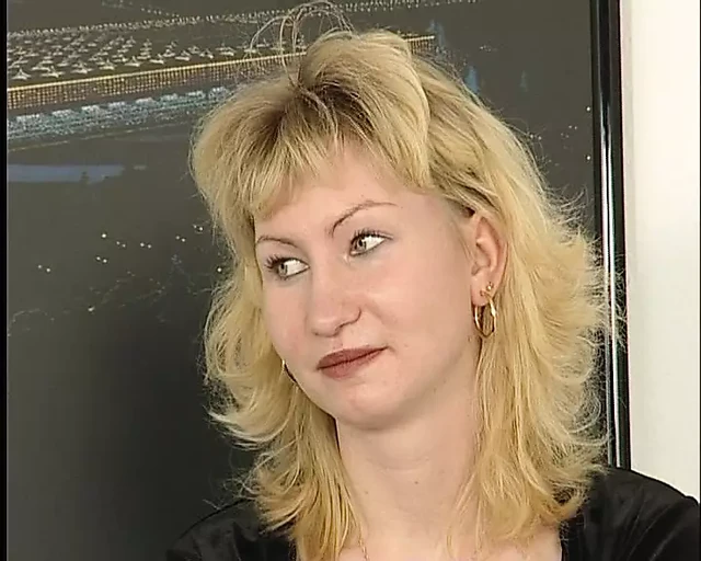 Willige Milf will den kleinen Spatz