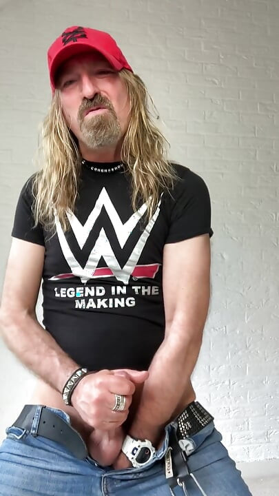 Longhairdude Wanks and Cums in Skinny Jeans, Tight T-shirt, Red Baseball Cap, Adidas Trainers