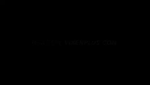 VIXENPLUS BBC doppelpenetration für kurviges blondes subgirl