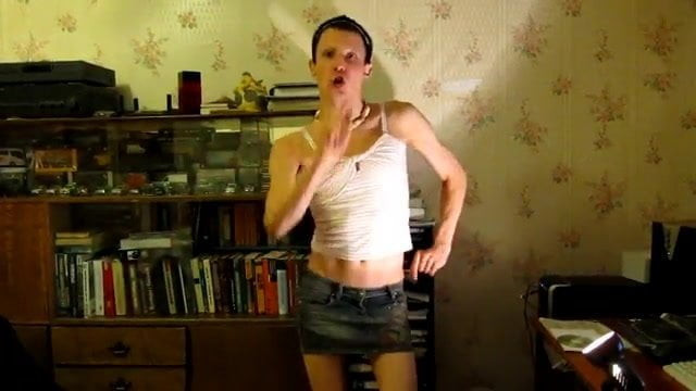 TWINK IS ALWAYS HUNGRY FOR RAW COCK