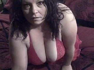 Titty stuzzica
