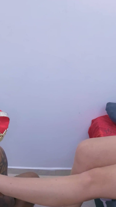 MILF's Feet Make Me Horny
