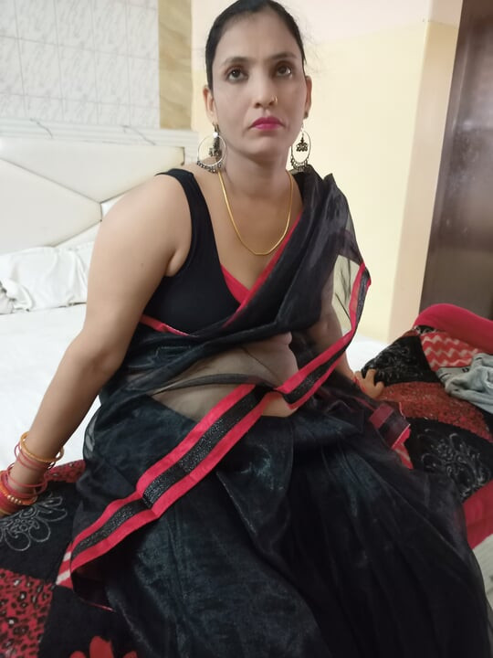 Dost ki wife ke sath hotel room me romantic chudai