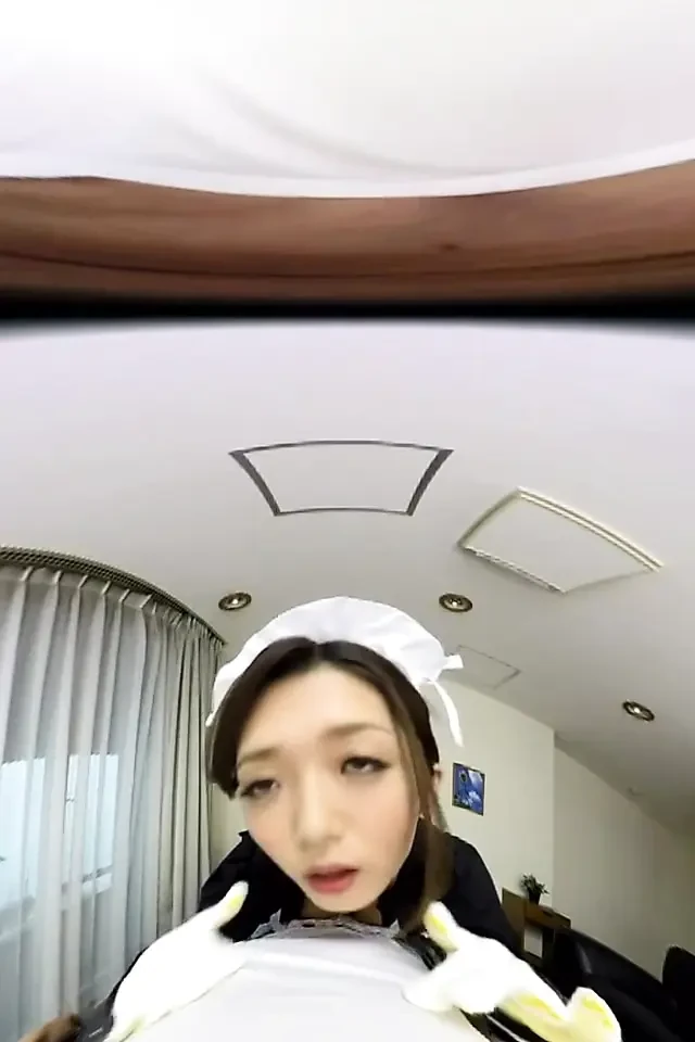 A Neat Mouth and a Pure, Tempting Body