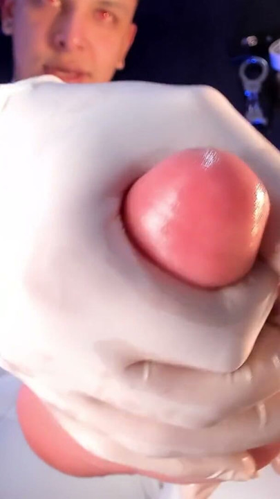 barefoot massage oiled foot master | Clip 1