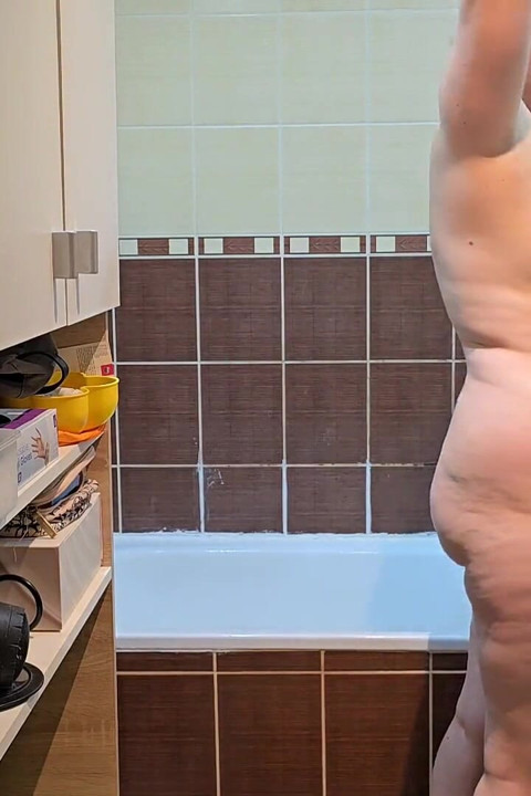 Showering Together Turns Into Hot Sex and Ends with Wife’s Pussy Filled with Cum