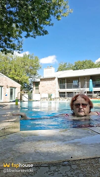 Grandota Pareja Ama Besar La Piscina