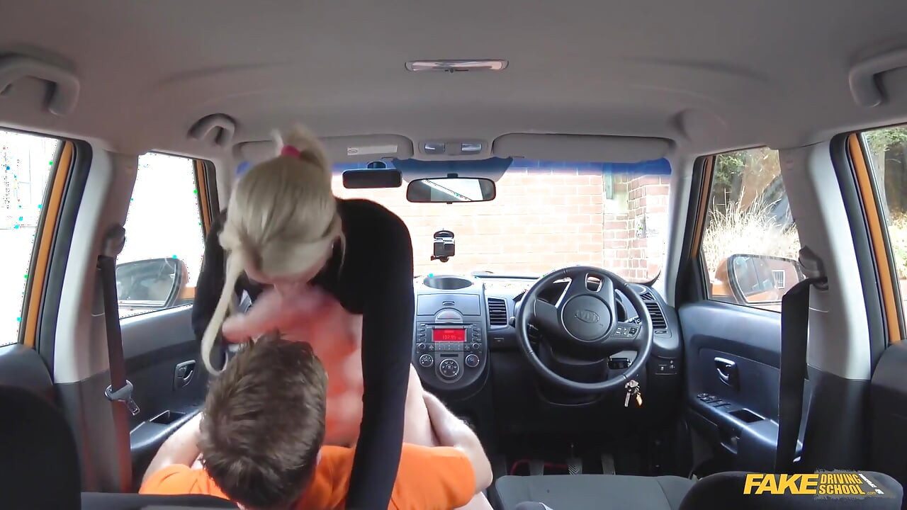 Fake Driving School - Naughty Student Driver Lexi Lou Deepthroats Instructor Ryan, Gets Fucks Hard Until She Squirts & Cums