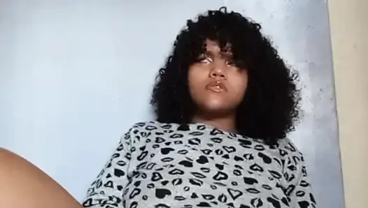 Bermain dengan tubuhku yang menyenangkan