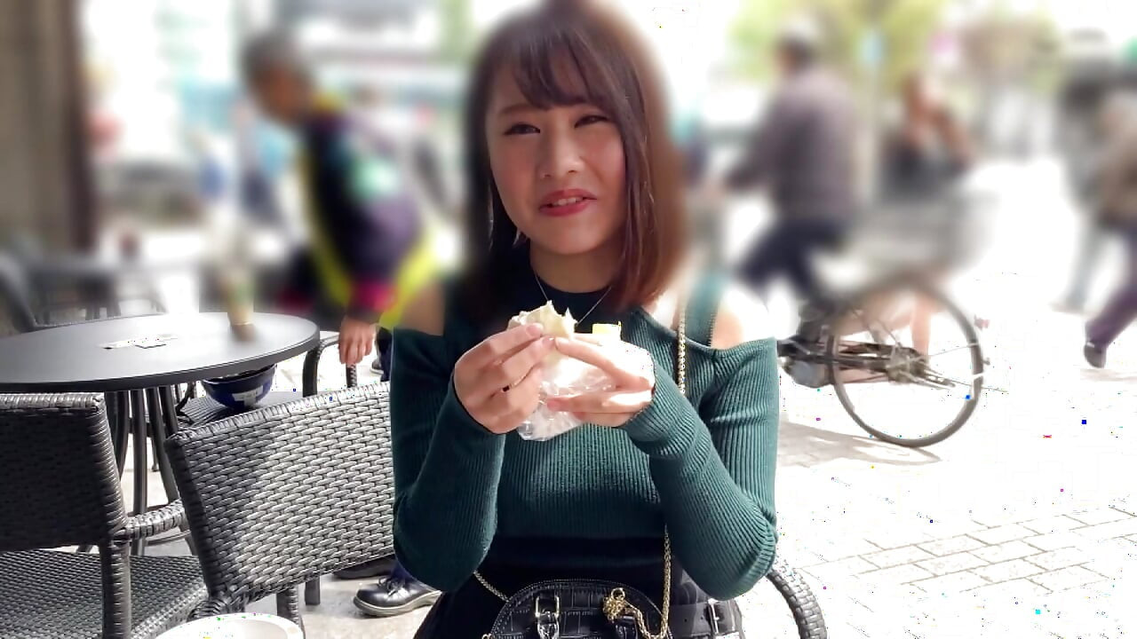 A154F01 Watching a busty girl with a cheerful smile in a private shoot on a matching app, with a sexy orgasm
