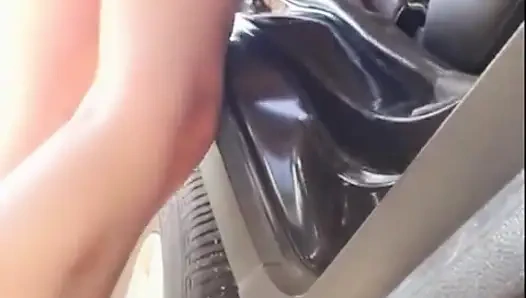 Ateşli bir kadınla parkta sabah seks