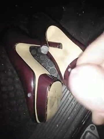 Cumming over gf heels