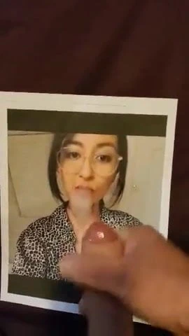 Rompiendo la cara de lillie vidal