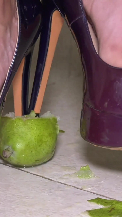 Amateur Babes Hook up with Foot Fetish Part #4 - Amateurs Recorded - Spoken in German