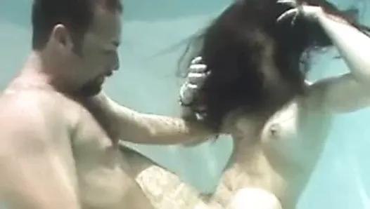 Underwater Sex-Kacey