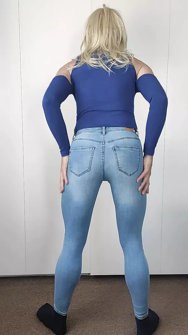 Street Outfit 1 - blue, blue and blond