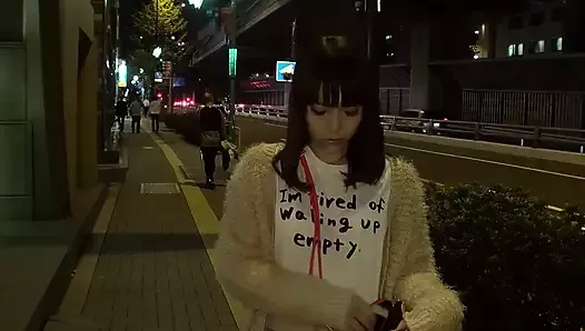 Menina japonesa recebe buceta lambida até gozar