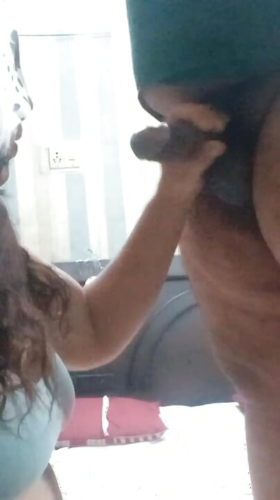 Indian doctor and Indian nurse Blowjob in the hotel