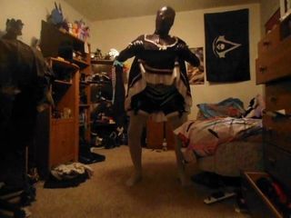 Getting dressed in Zentai and Crossdressing