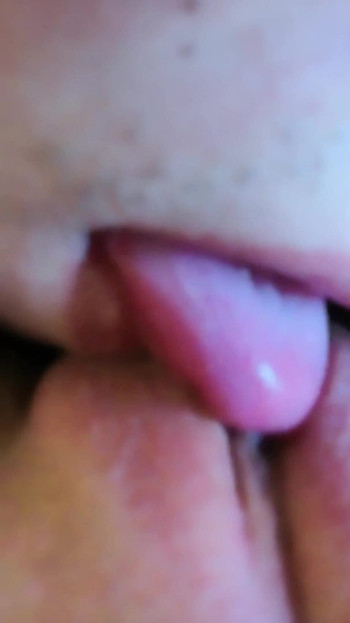 नई क्लिप एक प्रसिद्ध विश्वविद्यालय ninew थाई प्यारी में एक प्रसिद्ध थाई छात्र की चाट । क्लिप 1