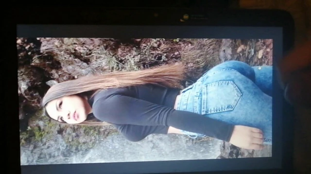 Cum tribute to hot instagram girl TATIANA.DEISI. Sexy ass