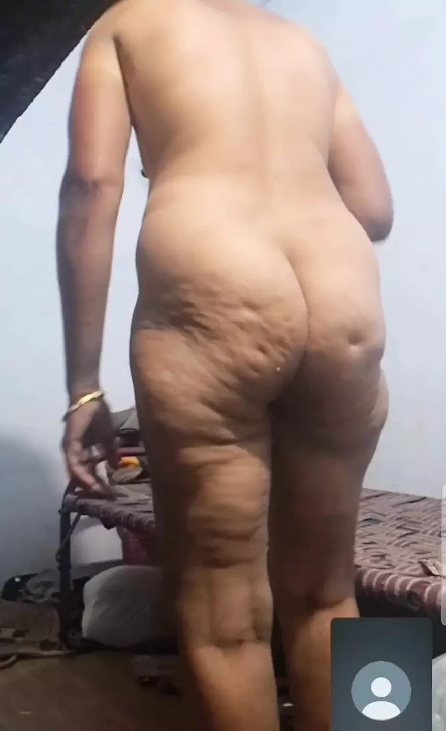 Pussy show indian tamil aunty