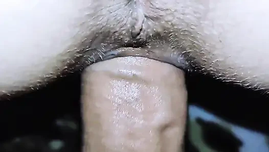 Minyon model bakış açısı yakın çekim anal seks yapıyor