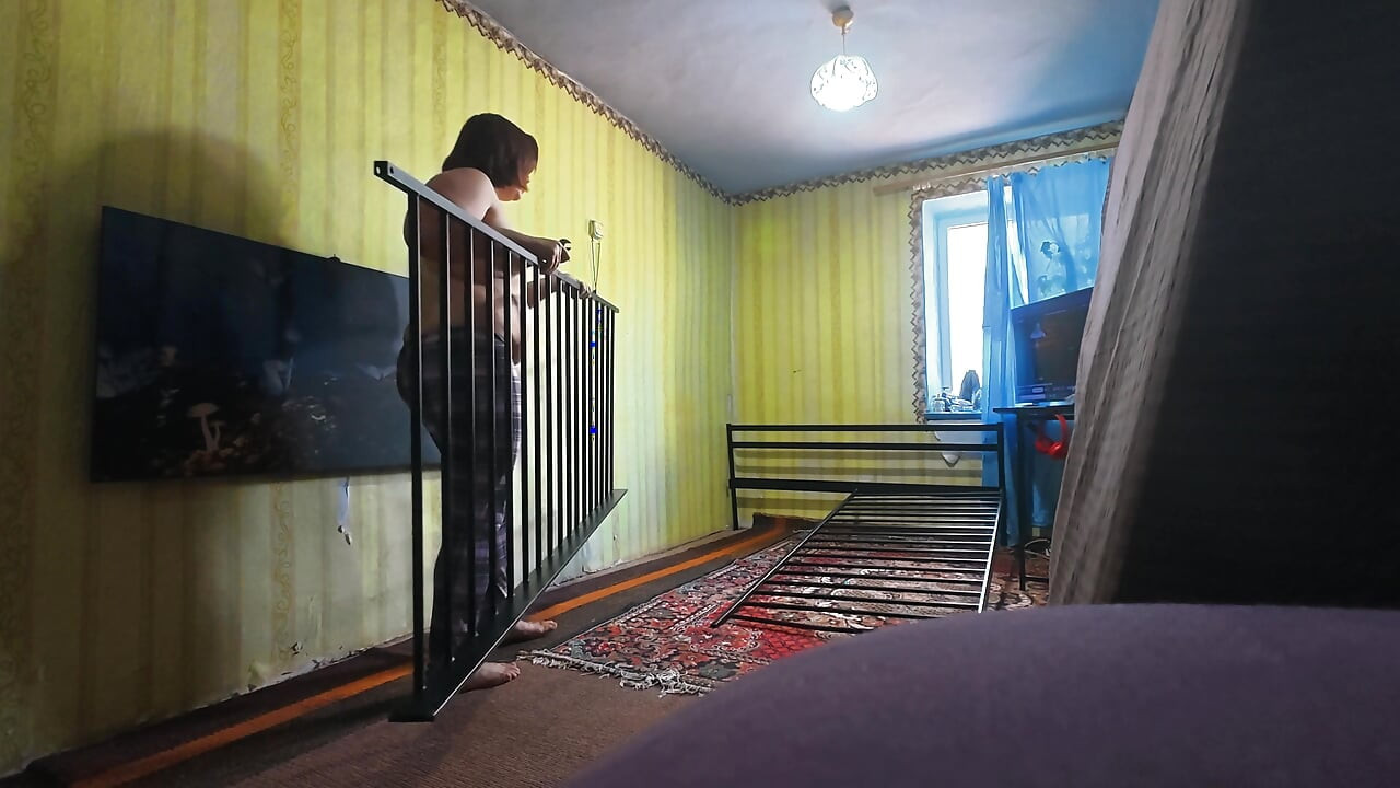 Hinter den kulissen, ungeschnitten. Wir bauen ein neues sexbett