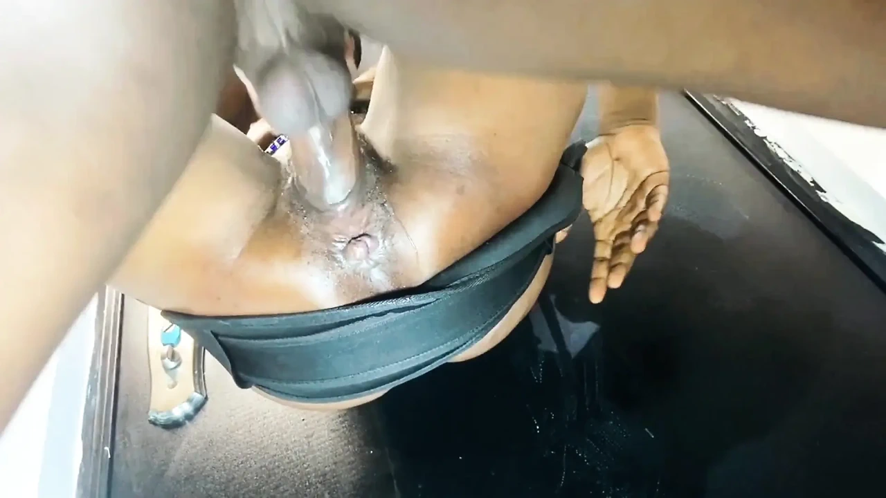 Sex on the Swing Spread and Pinned Her Down for Serious Fuck