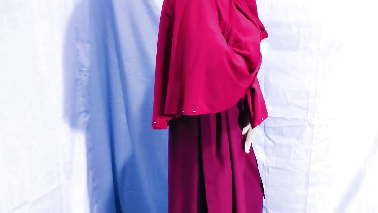 Pakistani hijabi Muslim woman Choti