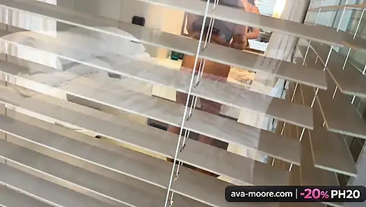 My tight little pussy gets fucked hard by a huge cock: impossible to resist this big cock