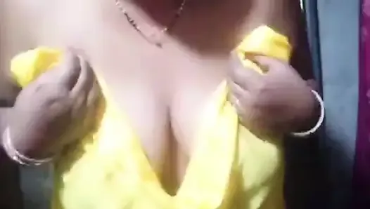 Desi yellow saree open blouse hot aunty romance dirty talking for fucking pussy fingering big boobs pressing telugu fuckers