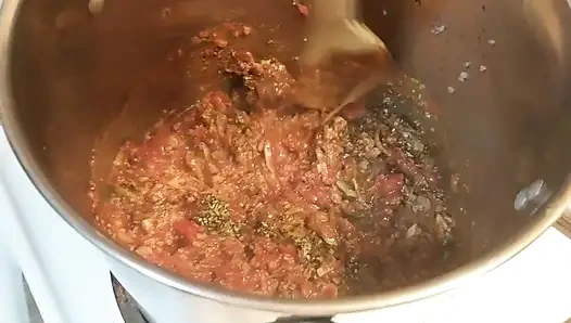 Döl pişirilmiş 3 pırasa chili ve yağlı elle muamele