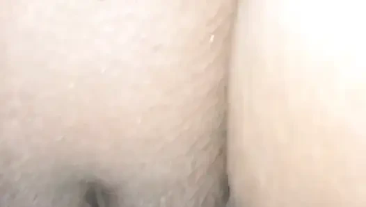 Erangan keras seks anal keras