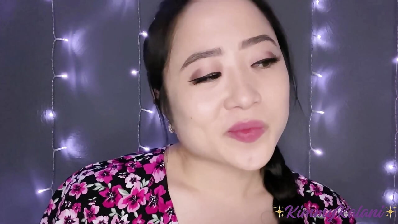 ASMR - Az ártatlan ázsiai Kimmy Kalani 1. szopása szerepjáték