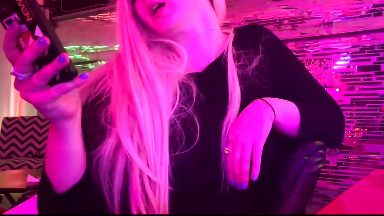 Creampie ponížení pro moji Sissy