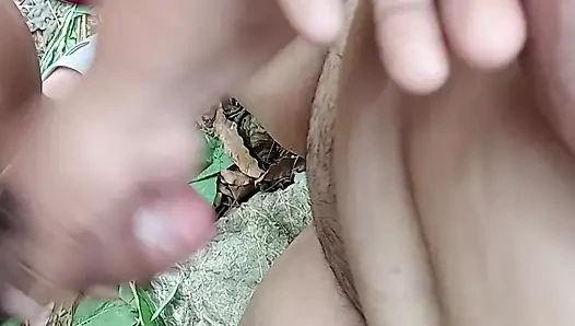 Net nepalli ses seks dinlendikten sonra yarak ve amcık ormanda oynuyor yeni nepalli videosu