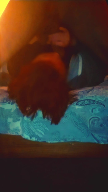 Udana drolja, voli biti ponižavana i začepljena ustima ogromnim penisom. | Isječak 2