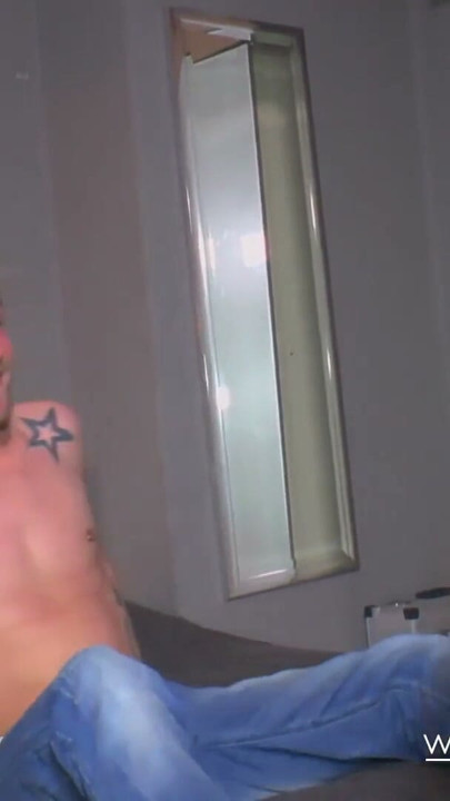 Teen fickt mit Ihrem Freund und Ex.Freundin | Clip 2